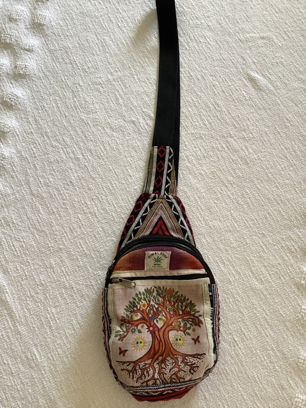 Himalayan brand bohemian cotton and hemp crossbody sling bag
R3